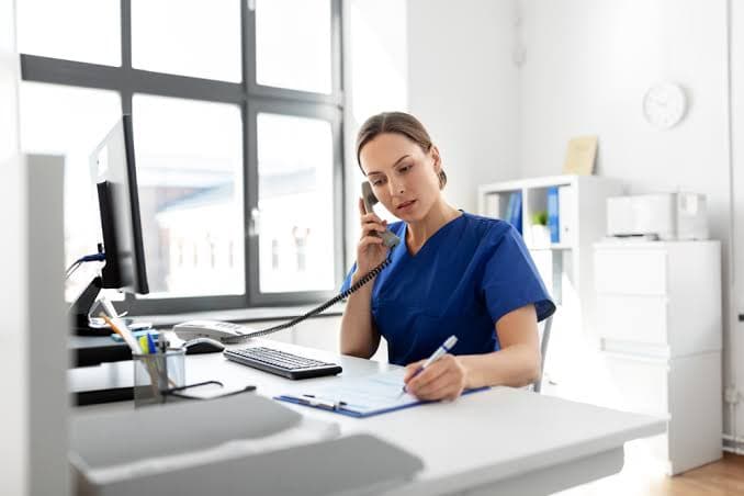 Virtual Front Desk for Medical Offices: Cost Guide